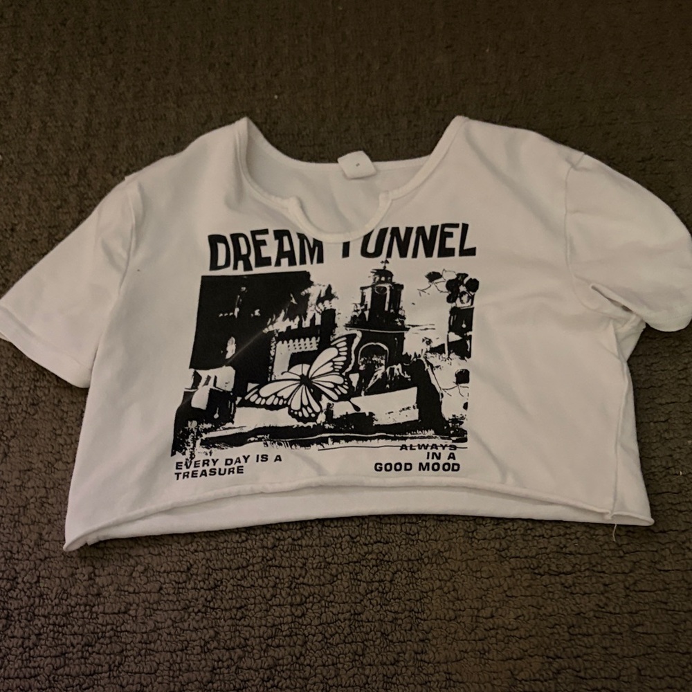 SHEIN White Dream Tunnel Graphic Tee